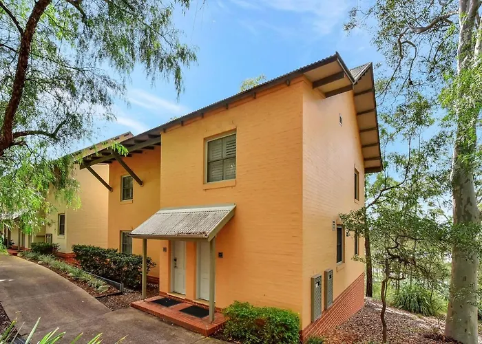 Villa 2Br Chablis Villa Located Within Cypress Lakes Resort